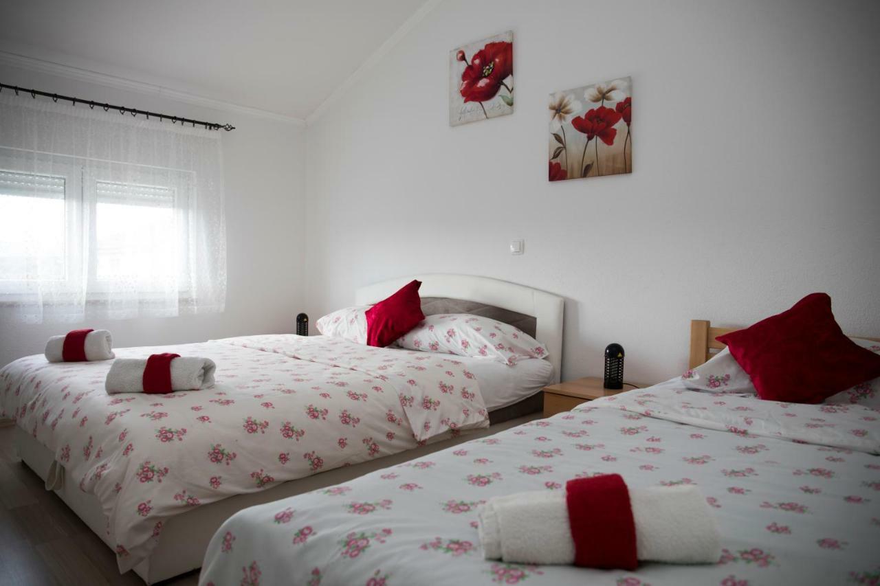 Relax Guest House Благай Экстерьер фото
