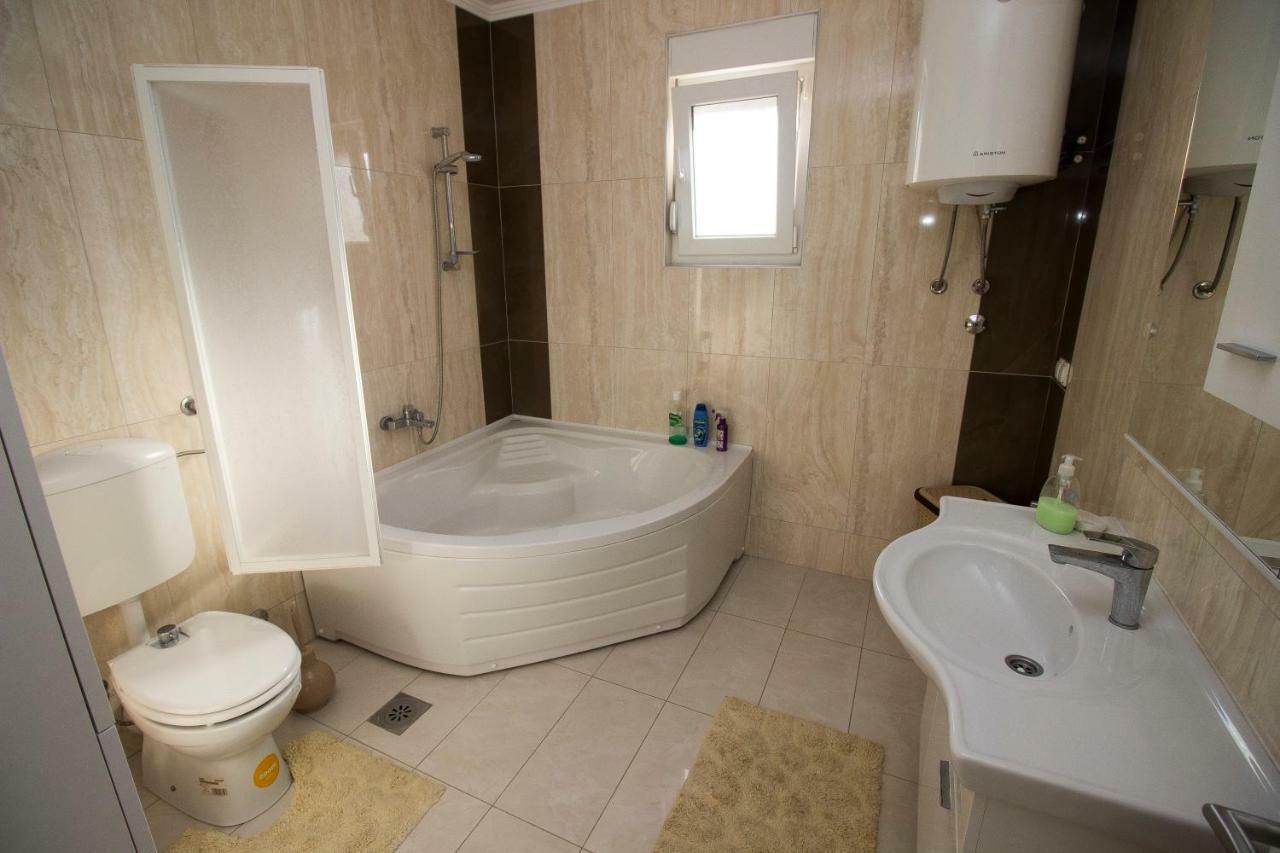 Relax Guest House Благай Экстерьер фото